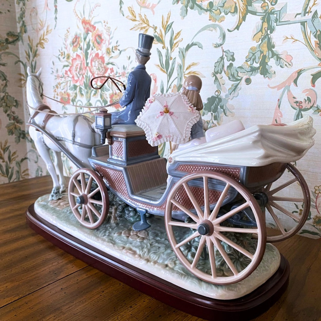 The Landau Carriage (B) by Lladró Back