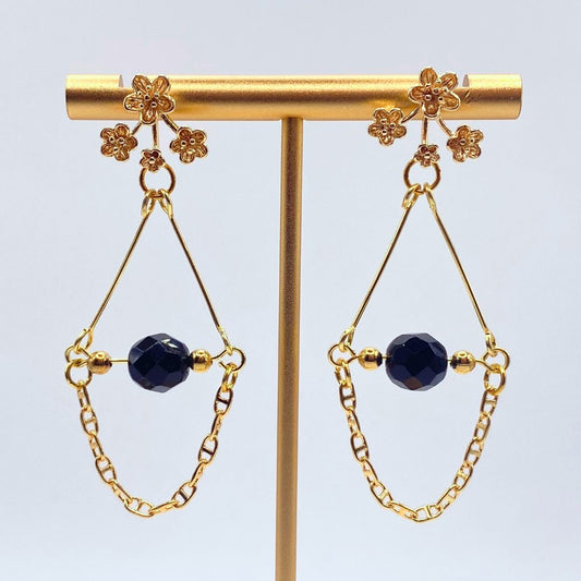 Faux onyx and flowers reclaimed vintage earrings 