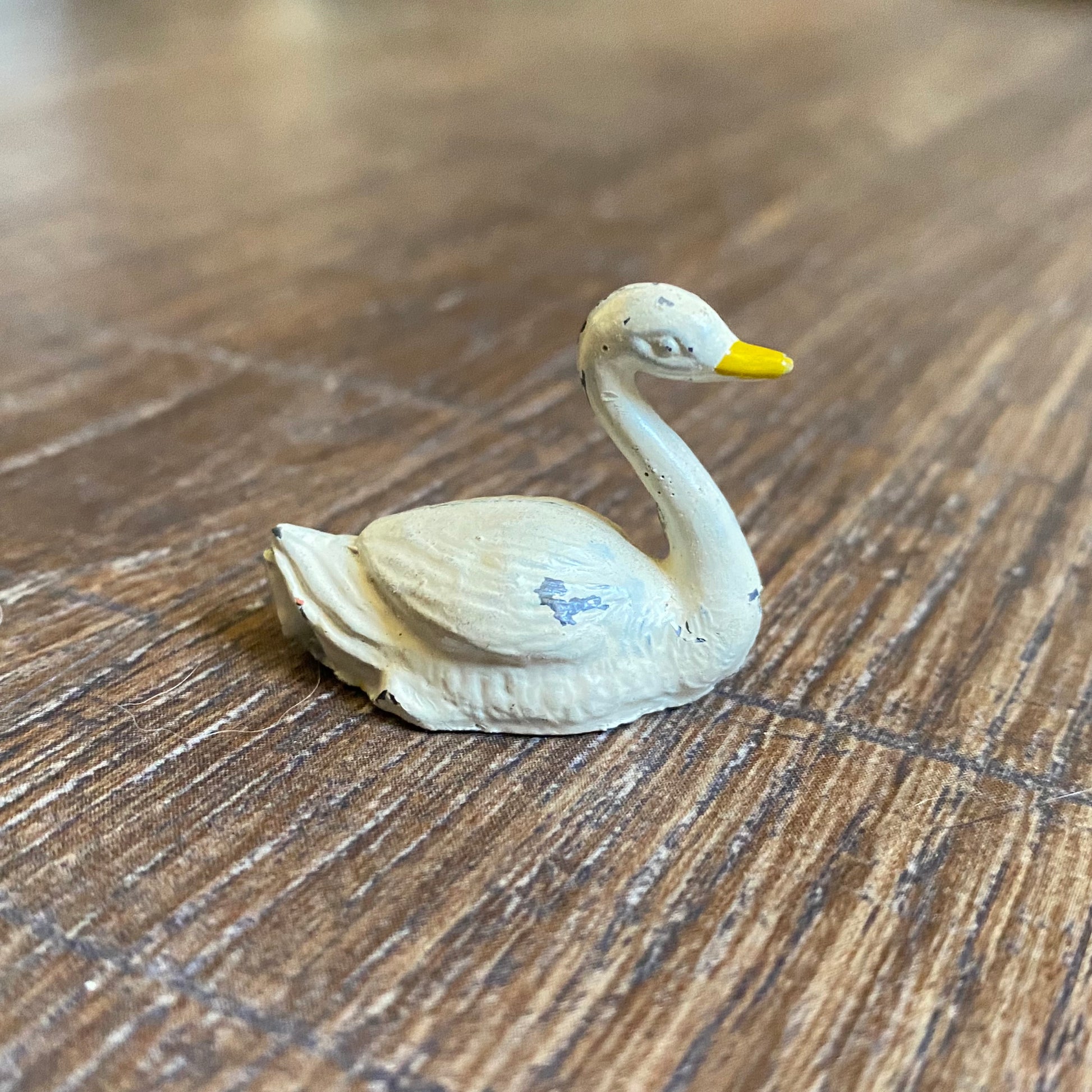 Vintage Miniature Lead Swan 2 Side 2